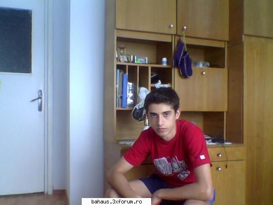 hai ca pentru inceput o sa pun o poza cu aceea o sa puneti si voi un sef pe masura:p relatii  /